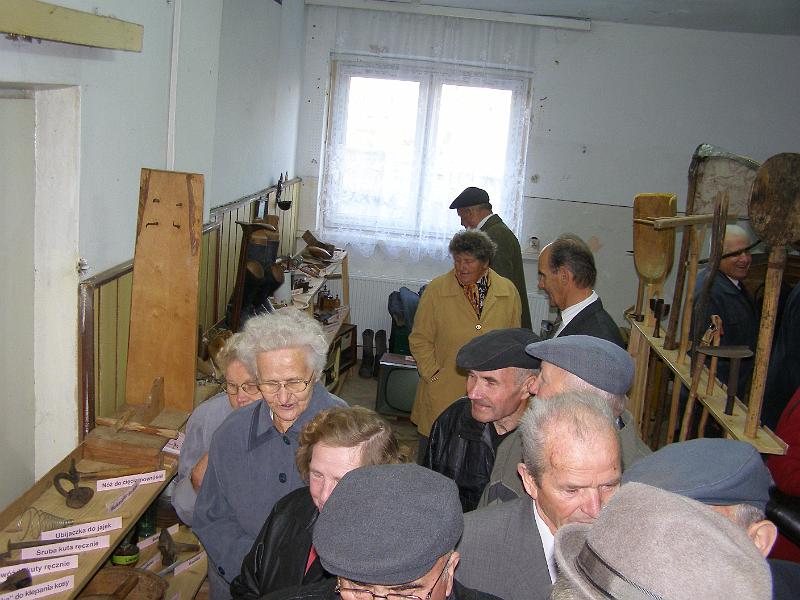 PA180046.JPG - W Muzeum - Izbie Pamięci wsi Łęki Dukielskie