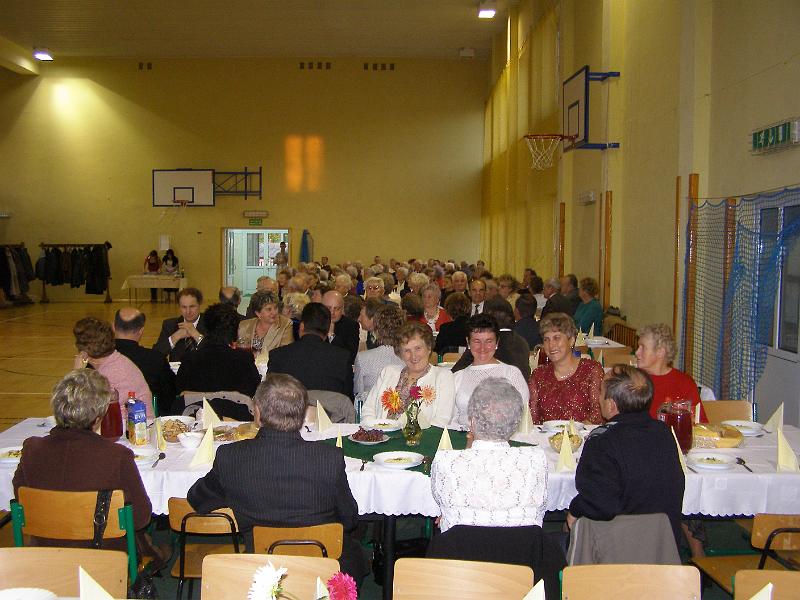 PA180070.JPG - W sali. Część oficjalna.