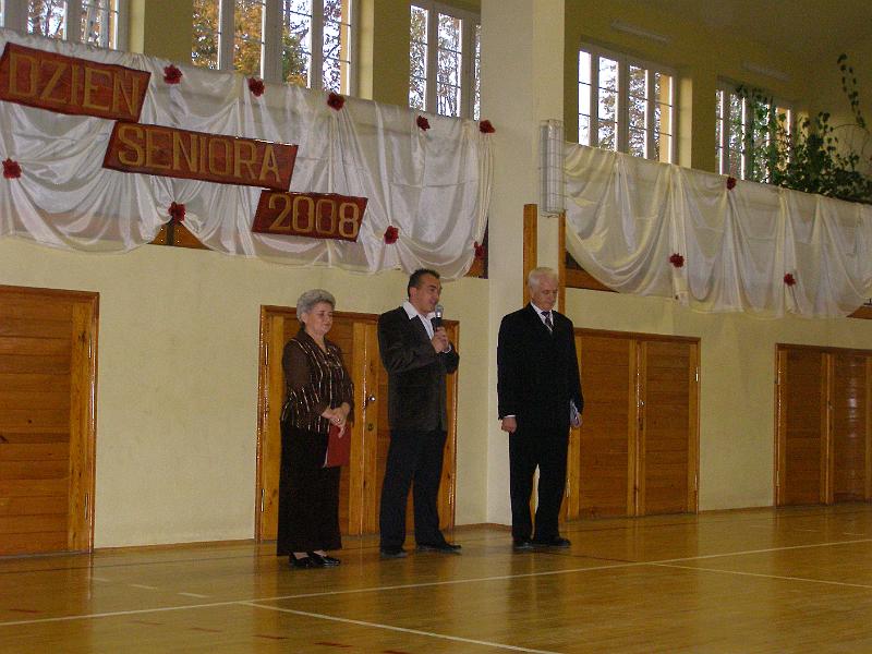 PA180077.JPG - W sali. Część oficjalna.
