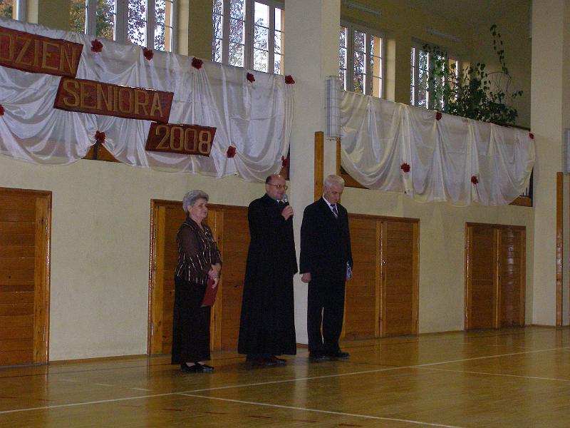 PA180078.JPG - W sali. Część oficjalna.