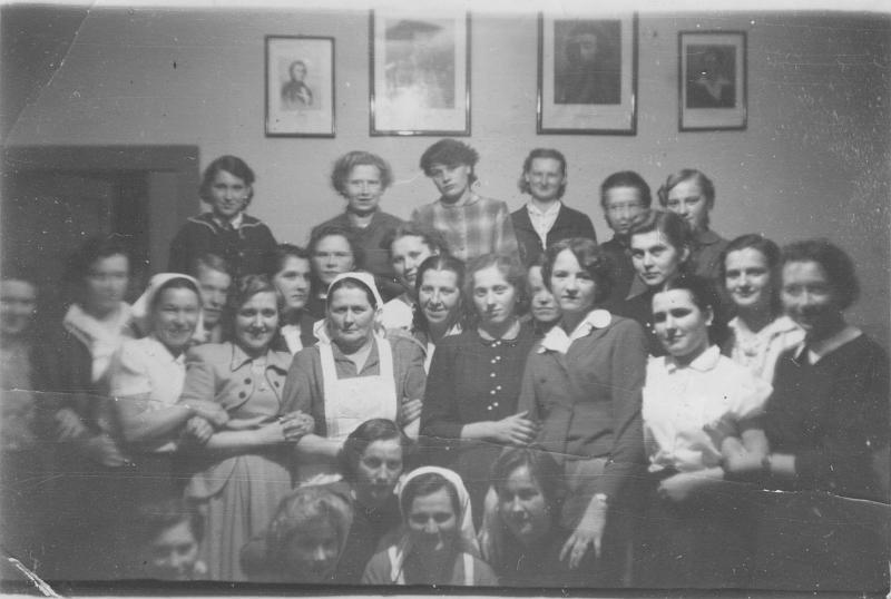 1958-2.jpg - Kurs gotowania w budynku szkoły w roku 1958