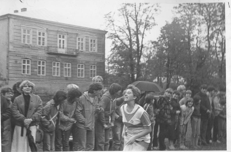 1983-7.jpg - Turniej wsi w Nowym Żmigrodzie