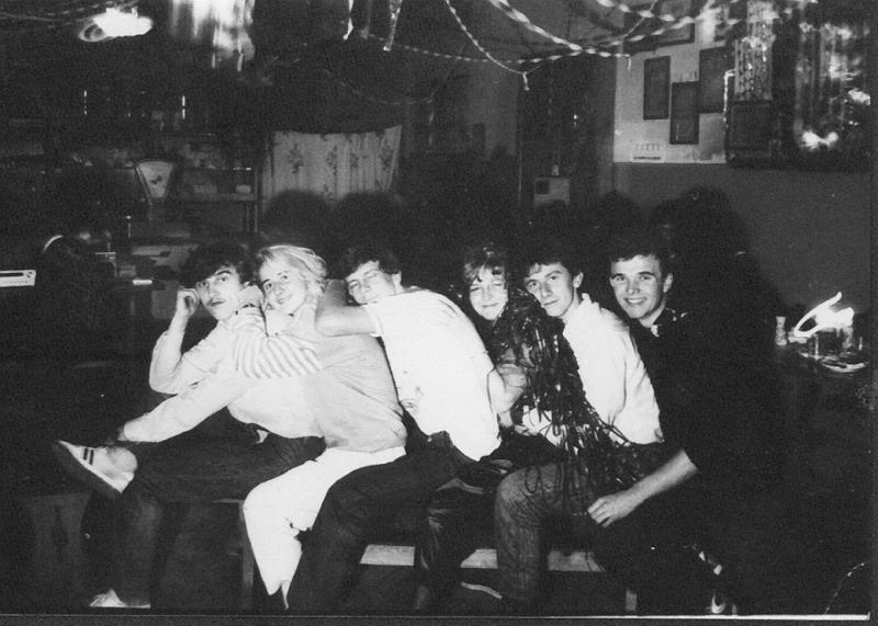 1988-1.jpg - Młodzież w Klubie pod koniec lat 80.