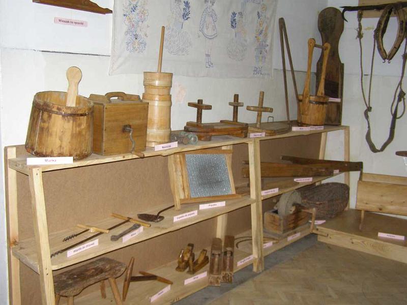 2006-56.jpg - Muzeum - Izba Pamięci Łęk Dukielskich - efekt końcowy w roku 2006
