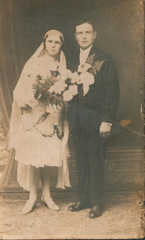 1928-hj.jpg - Ślub Heleny z Andrzejem Jastrzębskim w roku 1928