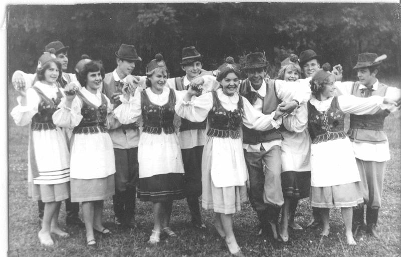 1964-1.jpg - Zespół Łęczanie z 1964r.